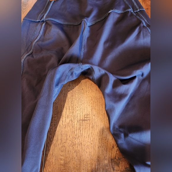 Alphalete Amplify Legging in True Indigo | Size Small | Like New - Picture 4 of 8